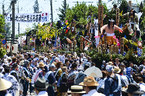 土崎神明社祭の曳山行事（土崎港曳山まつり）