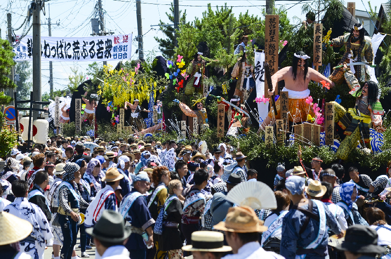 土崎神明社祭の曳山行事（土崎港曳山まつり）