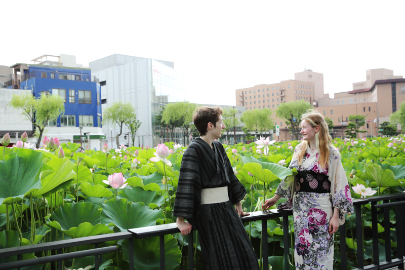 大手門の堀　遊歩道