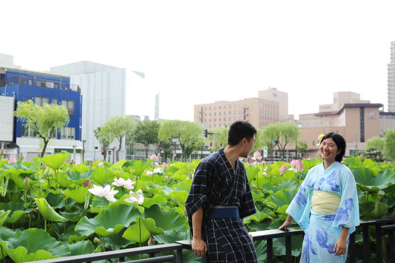 大手門の堀　遊歩道